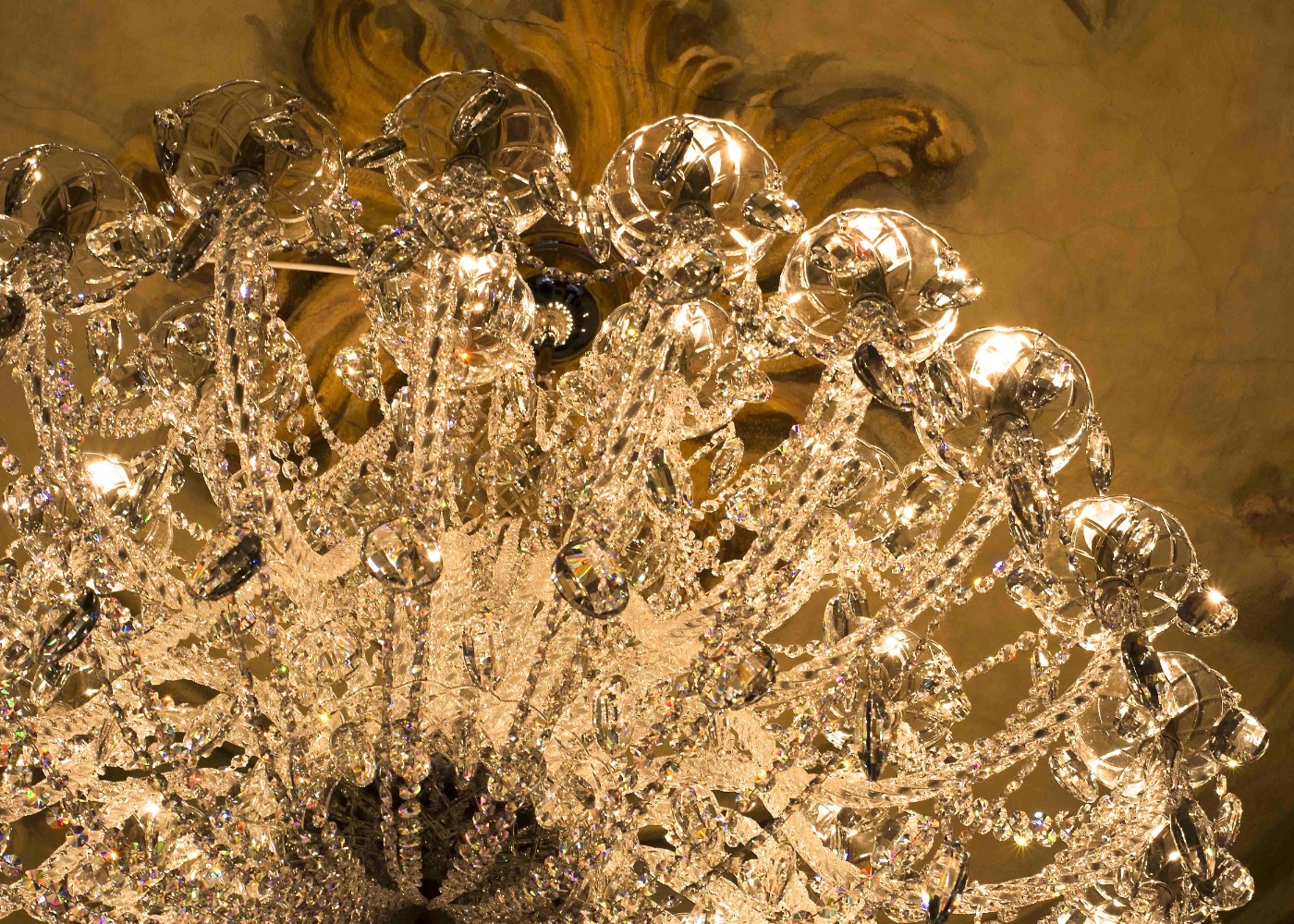 Long tradition of prestigious Bohemian Crystal