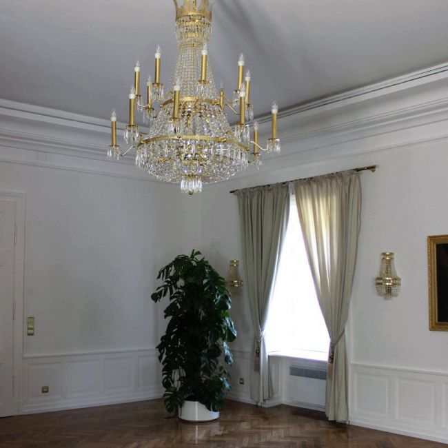 Private-apartment-Austria-lustre-cristal-1